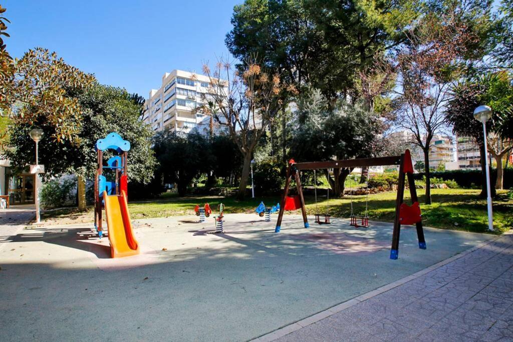 Garden Apartment With Pool And Ac Alicante Eksteriør billede