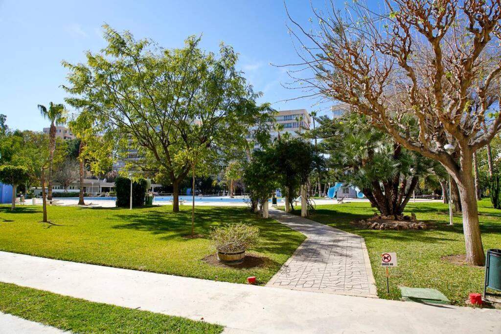 Garden Apartment With Pool And Ac Alicante Eksteriør billede