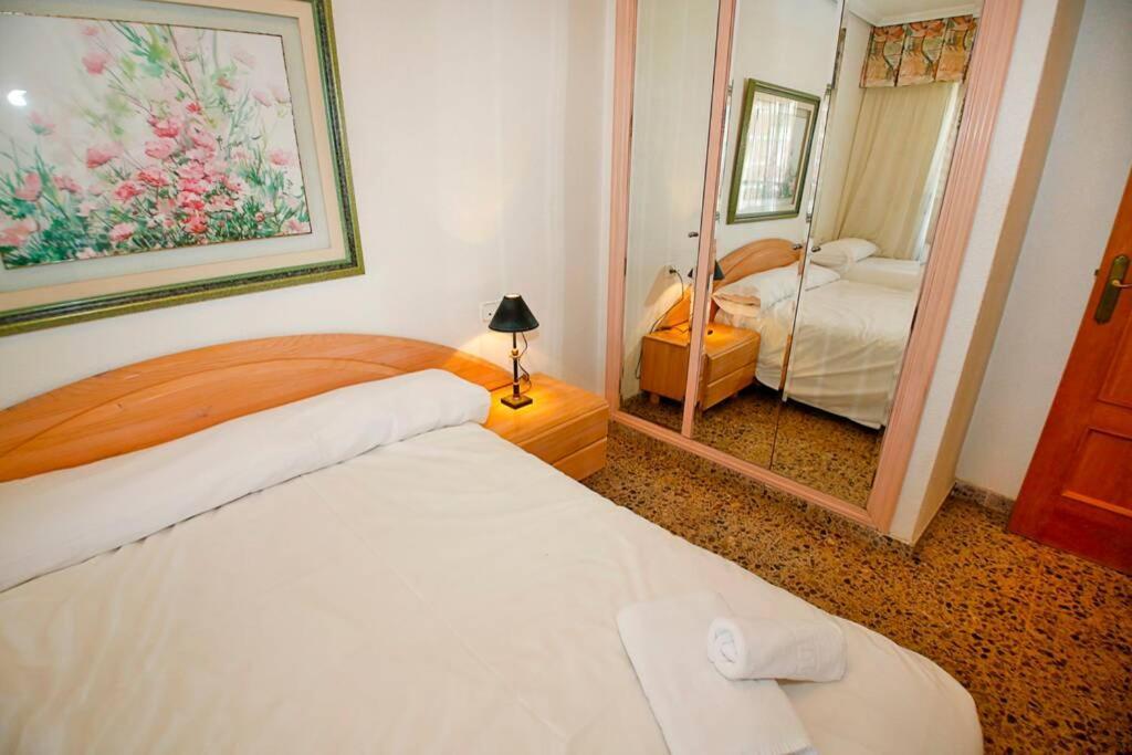 Garden Apartment With Pool And Ac Alicante Eksteriør billede