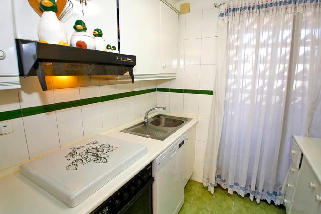 Garden Apartment With Pool And Ac Alicante Eksteriør billede