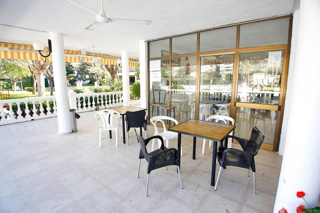 Garden Apartment With Pool And Ac Alicante Eksteriør billede